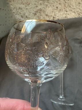 2 Delicate Gold-Trim Etched cordial Glass - Floral Design